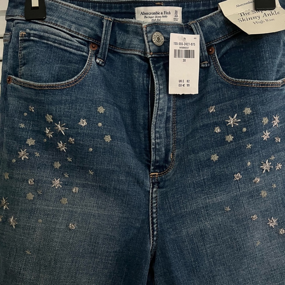 Abercrombie & Fitch jeans size 30/10R - New with tags